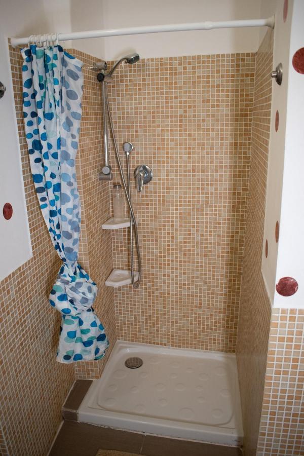 Abbey Hostel جنوة المظهر الخارجي الصورة