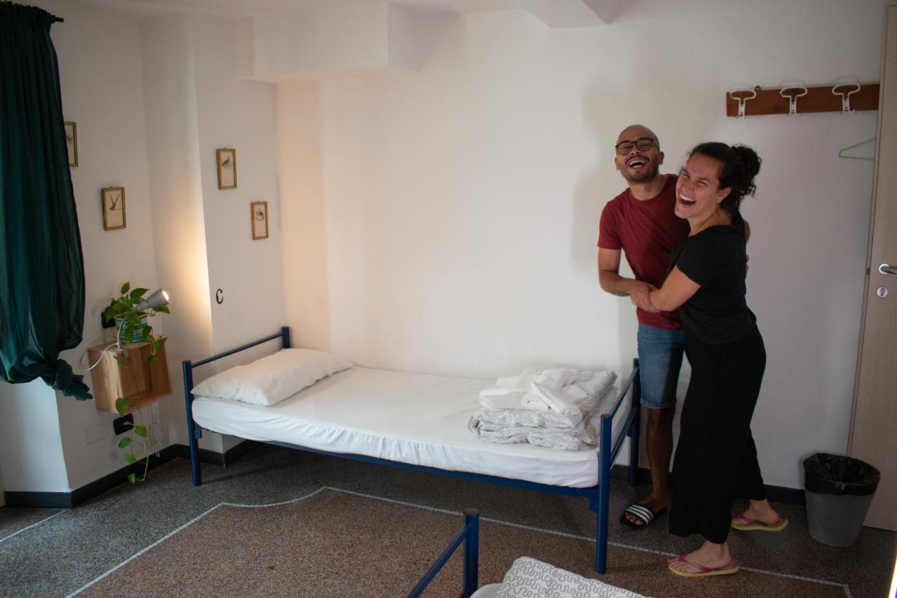 Abbey Hostel جنوة المظهر الخارجي الصورة