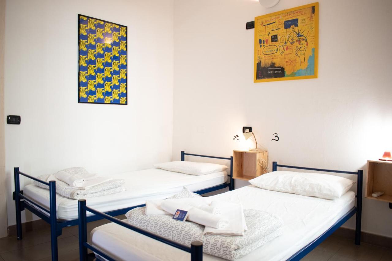 Abbey Hostel جنوة المظهر الخارجي الصورة