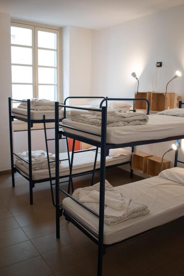 Abbey Hostel جنوة المظهر الخارجي الصورة