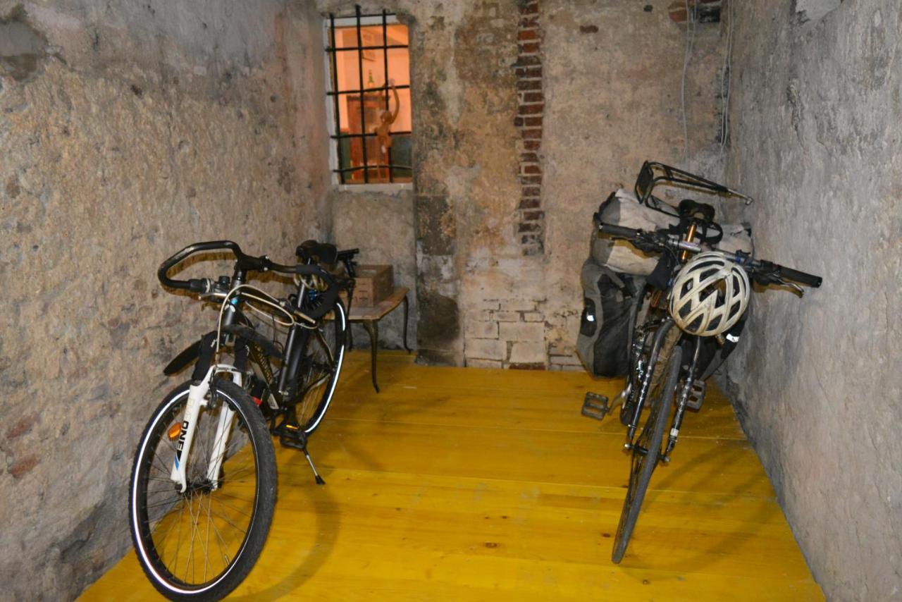 Abbey Hostel جنوة المظهر الخارجي الصورة
